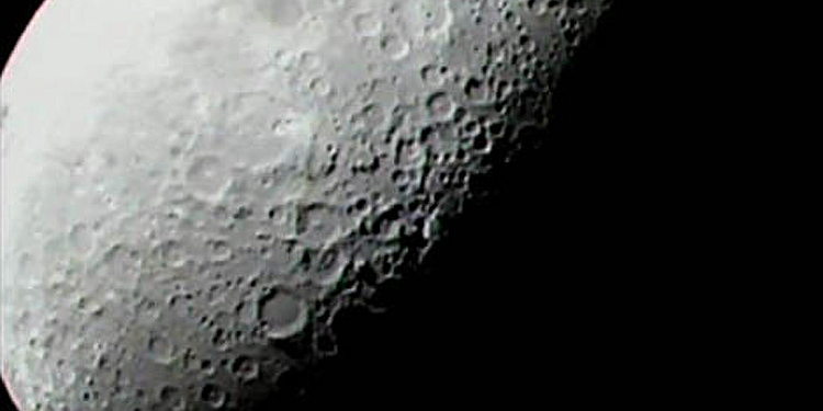 Японские ученые придумали как строить города на Луне