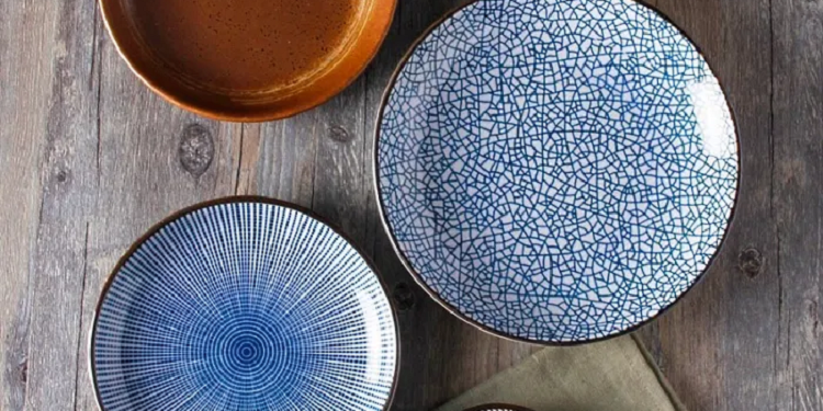 Достоинства и выбор керамической посуды для дома