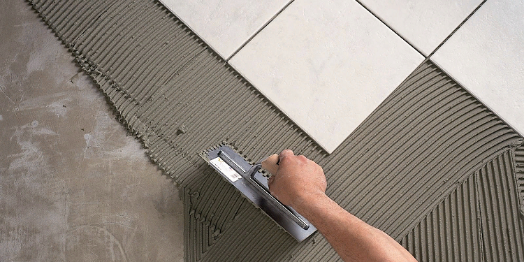 Технологический процесс укладки плитки на клею