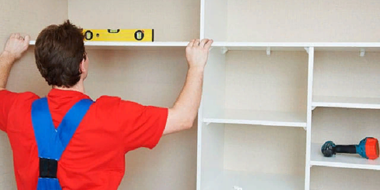 Поэтапный процесс сборки шкафа-купе и рекомендации