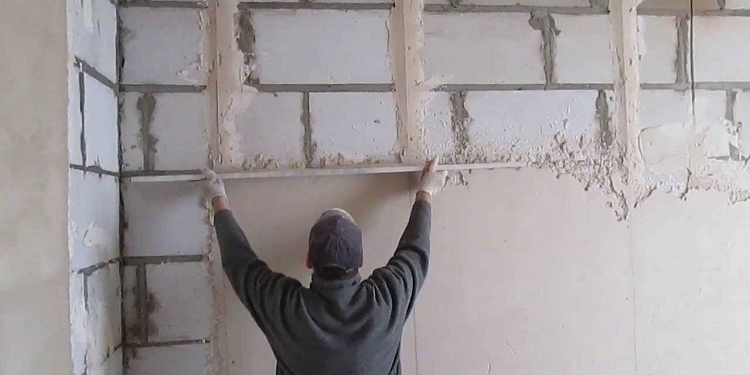 Выравнивание стен: этапы, правила и способы