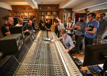 Тонкости и правила записи песен в студии звукозаписи