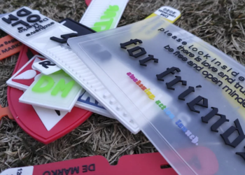 Что такое пластизолевые этикетки и их изготовление