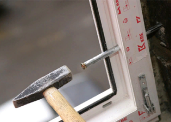 Как установить пластиковое окно на анкера и советы