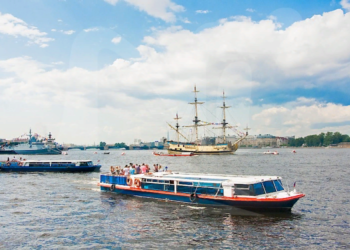 Особенности и условия аренды теплоходов