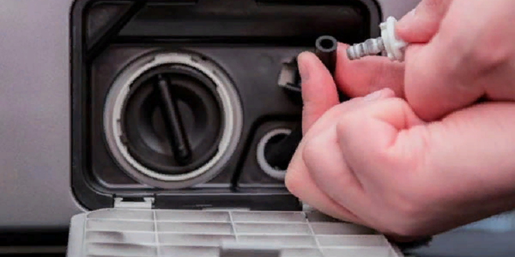Замена фильтров на стиральной машине: правила и этапы