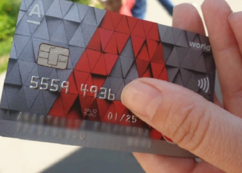 Как получить карту от Альфа-банка для получения пенсии