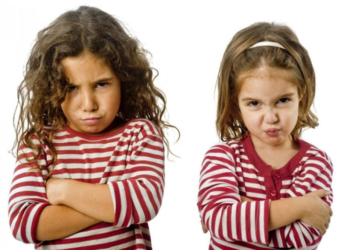 Что делать с частыми ссорами между сестрами