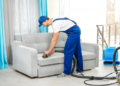 Химчистка дивана на дому: способы и правила