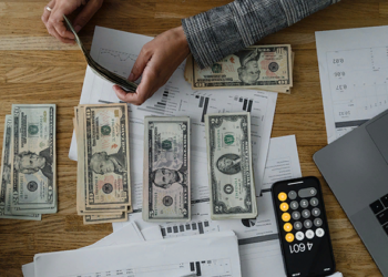 Безопасно ли приобретать цифровую валюту онлайн в нынешнее время?