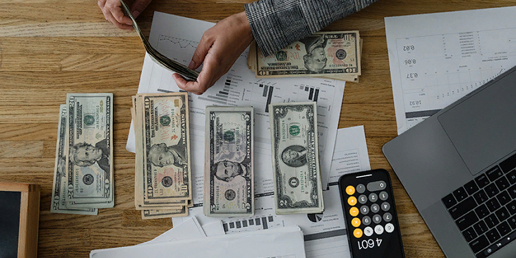 Безопасно ли приобретать цифровую валюту онлайн в нынешнее время?