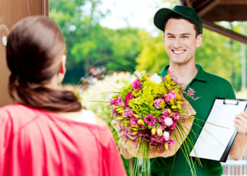 Где найти бесплатную доставку цветов в СПБ