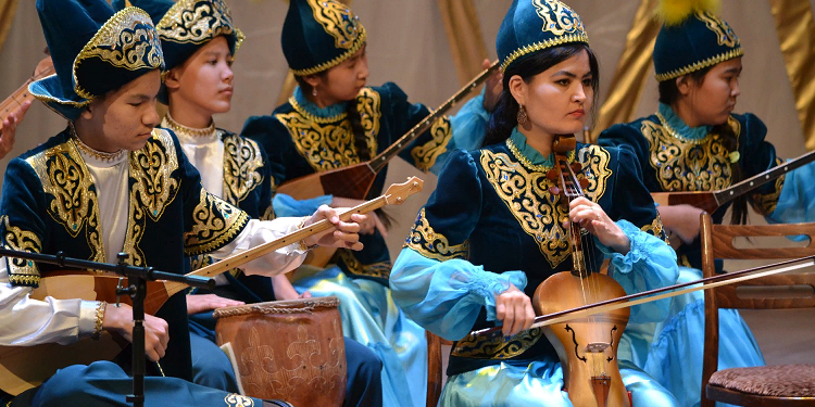 Особенности национальной и современной казахской музыки