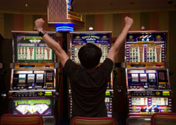 Достоинства и правила игры в казино в интернете