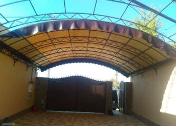 Производство тентов и навесов из ПВХ: технология и их применение