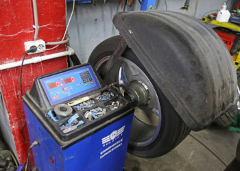 Балансировочные стенды: достоинства и применение