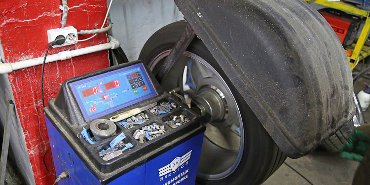 Балансировочные стенды: достоинства и применение