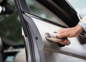 Варианты и правила аварийного вскрытия автомобилей