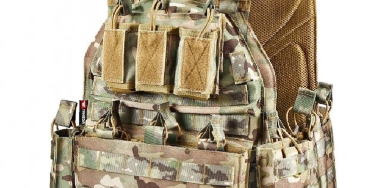 Плитоноска с подсумками: понятие и основные виды