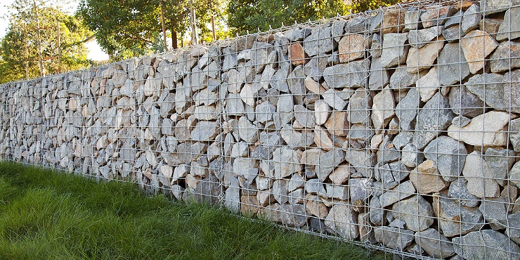 Достоинства и применение бутового камня в строительстве