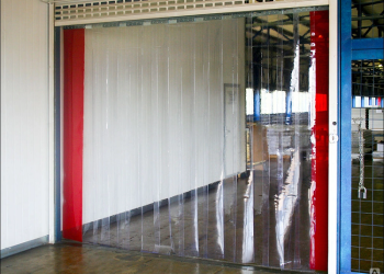 Что такое ПВХ завесы и их основное назначение