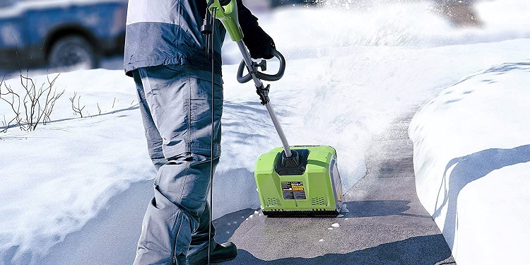 Снеговые лопаты, газовые обогреватели и аккумуляторные триммеры