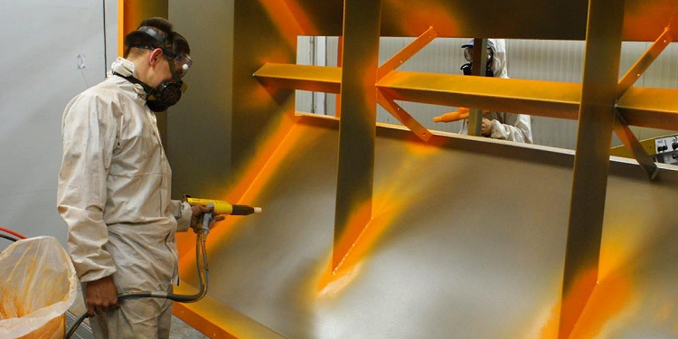 Особенности и правила покраски металлических конструкций