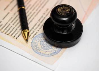 Как правильно выполняется нотариальное заверение перевода