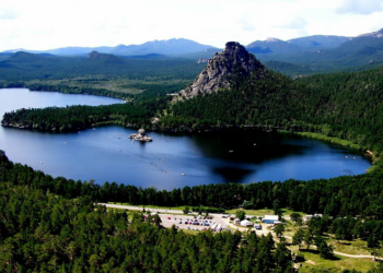 Обзор красивых мест в Казахстане для путешествия и отдыха