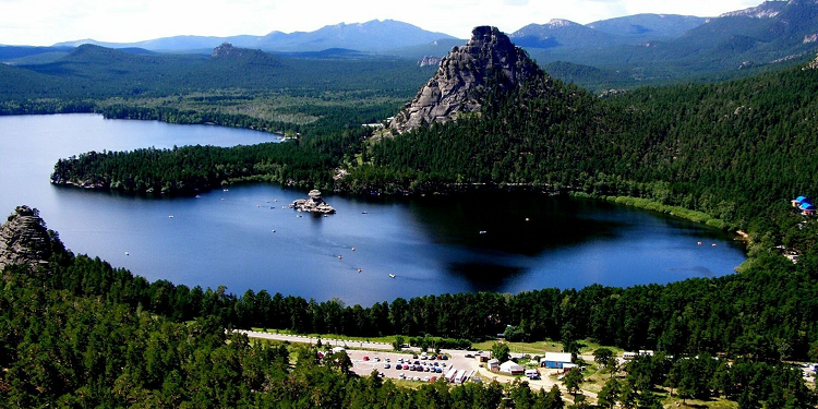 Обзор красивых мест в Казахстане для путешествия и отдыха