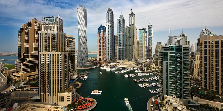 Food delivery in Dubai: the best services and their features