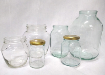 О технологии производства стеклянных банок и их разновидности