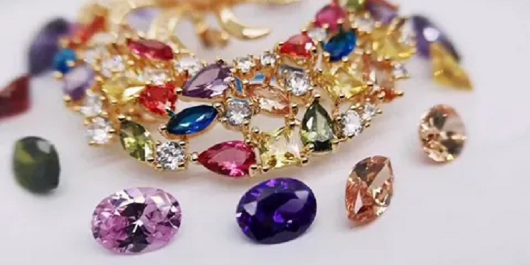 Gemstones from Reuven Veksler: advantages and selection