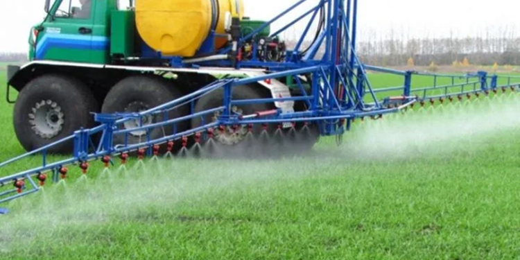 Засоби захисту рослин: різновиди та поради щодо вибору