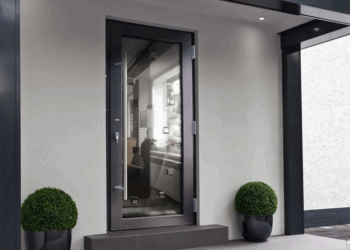 Вхідні двері: що потрібно знати та як правильно обирати