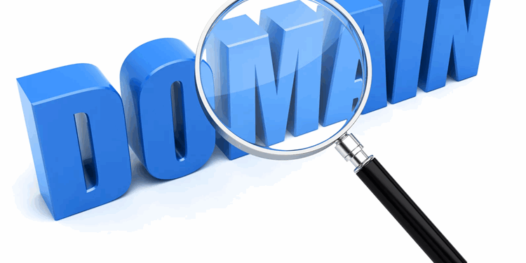 На что обратить внимание при регистрации домена в 2025 году
