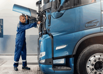 Сервис грузовых автомобилей в Буче: важность и необходимость профессионального обслуживания