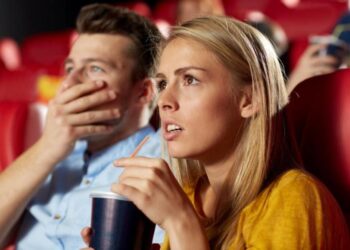 Кино и психология: как фильмы влияют на подсознание зрителя