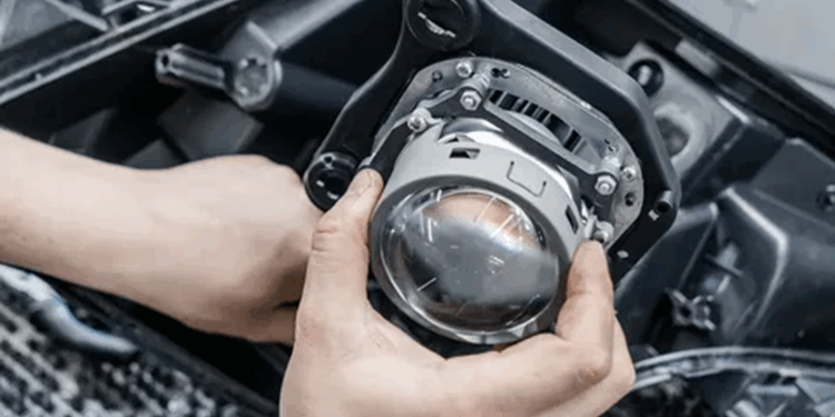 Установка Bi-LED линз: понятие и правила