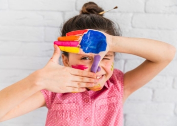 Как вырастить творческую личность и сохранить тишину в доме: простые секреты для современных мам