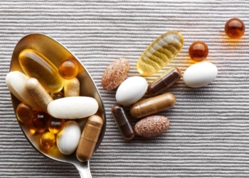 Совместимость разных витаминов и БАДов: правила и особенности